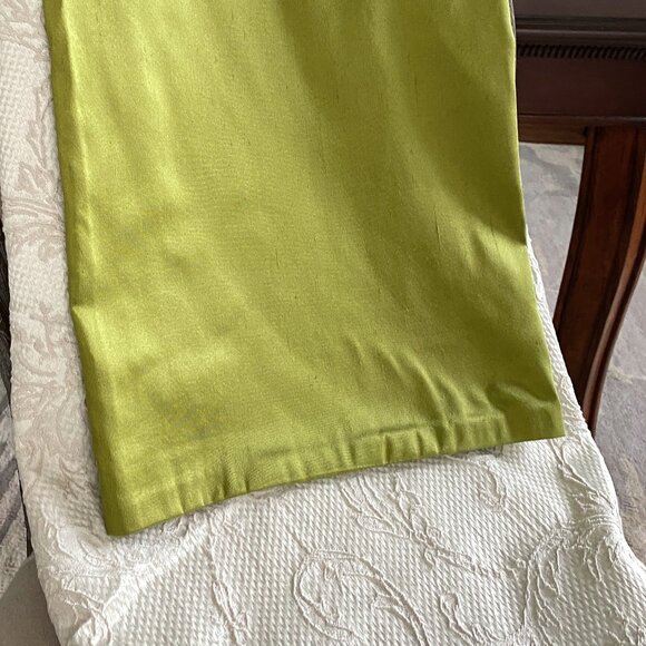 🎬✨Tv Show “UMBRELLA ACADEMY ” - Green Tablecloth - Picture 6 of 8